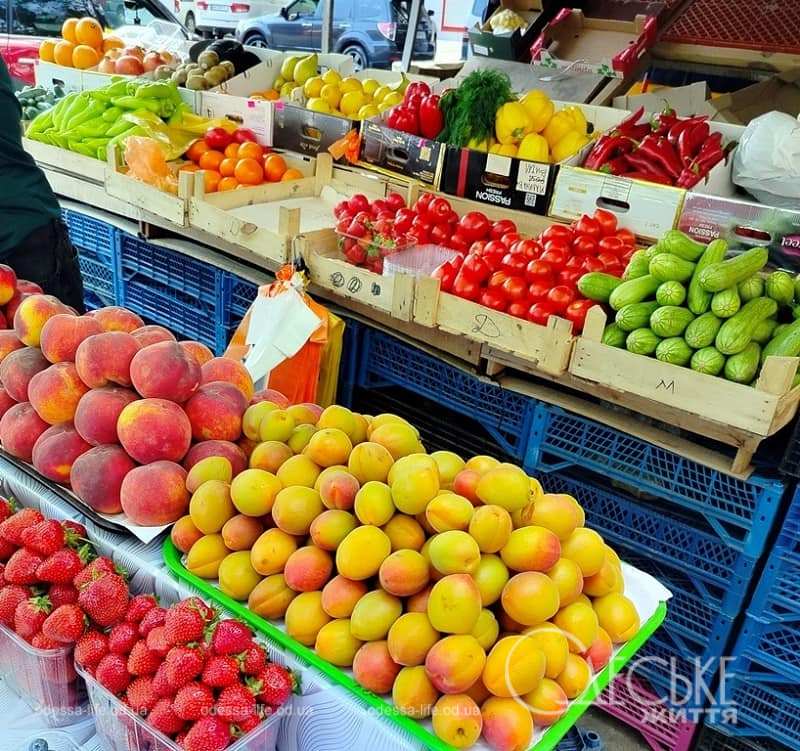 Цены на фрукты на Новом базаре