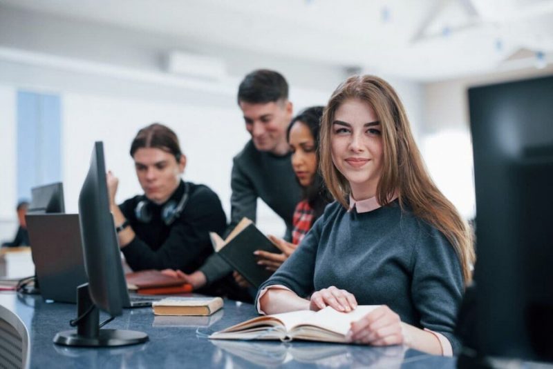 студенти