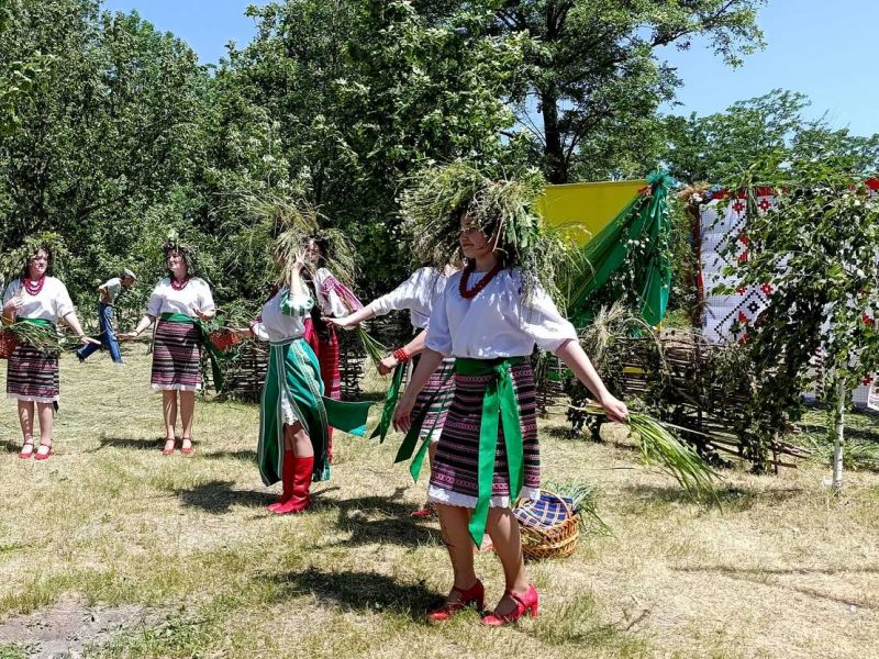 Вождение Куста