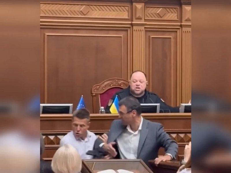 Нардеп Гончаренко устроил потасовку в Раде