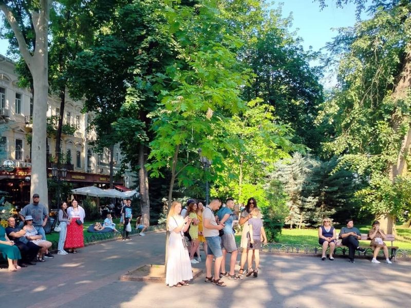 Июль по-одесски, прохожие