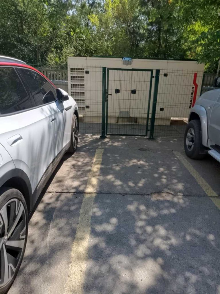 Колись тут був прохід з території психіатричної лікарні до онкодиспансеру