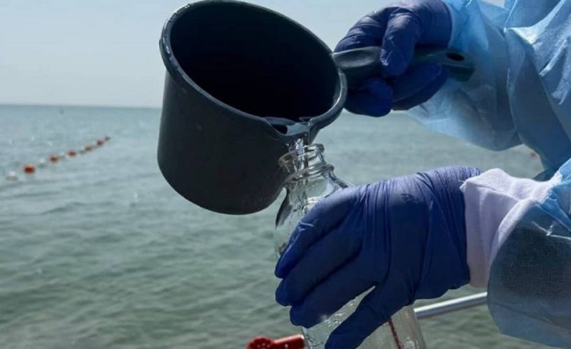 Проверка качества воды на пляжах