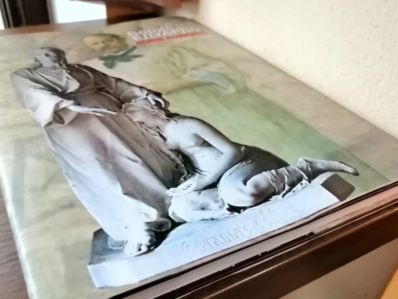 Скульптор Эдуардс - книга
