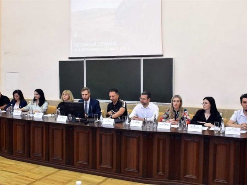 аграрії