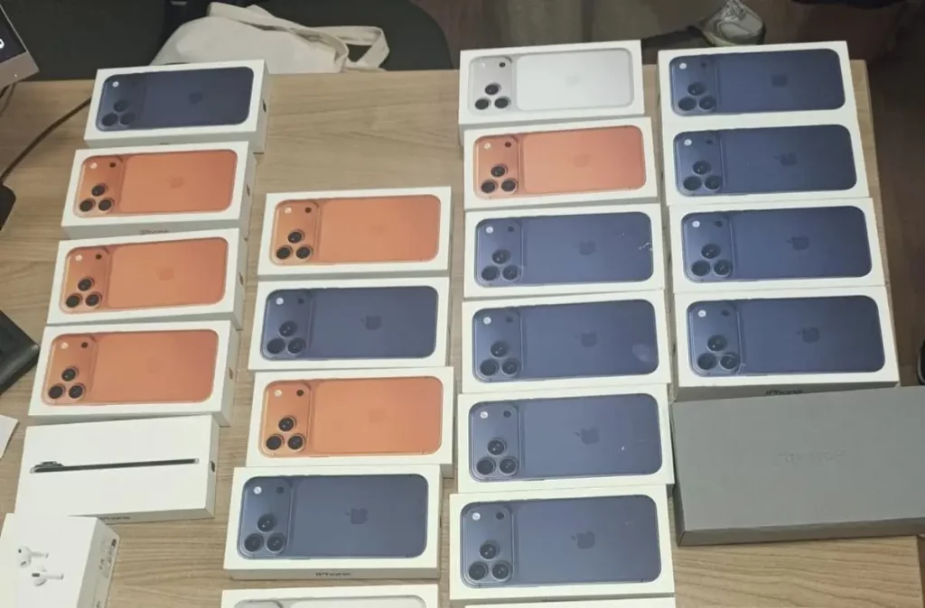 На одесской таможне задержали партию незадекларированных iPhone