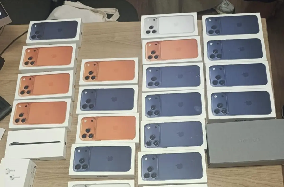 На одесской таможне задержали партию незадекларированных iPhone