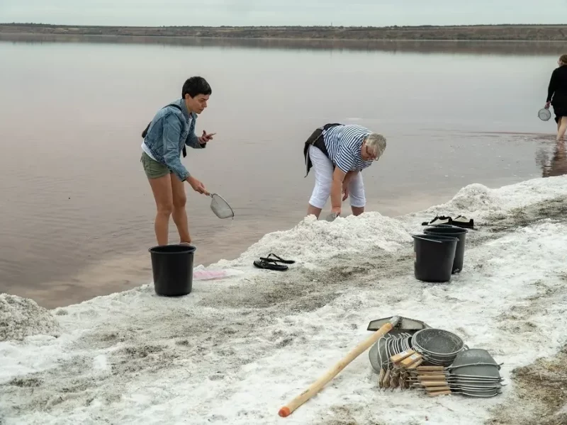 В Куяльницком нацпарке прошла толока по спасению уникального лимана