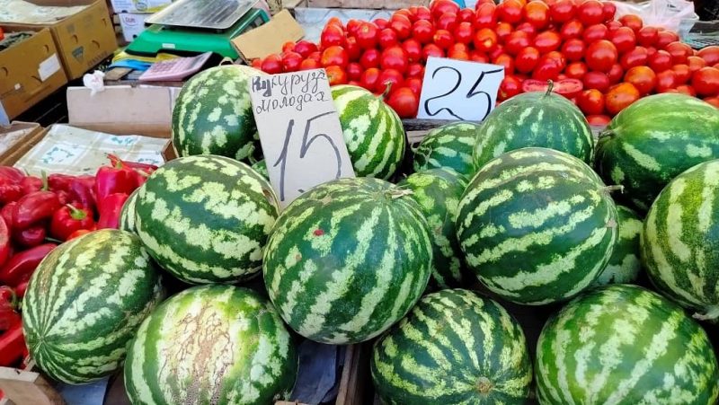 На Привозе: это кукуруза?