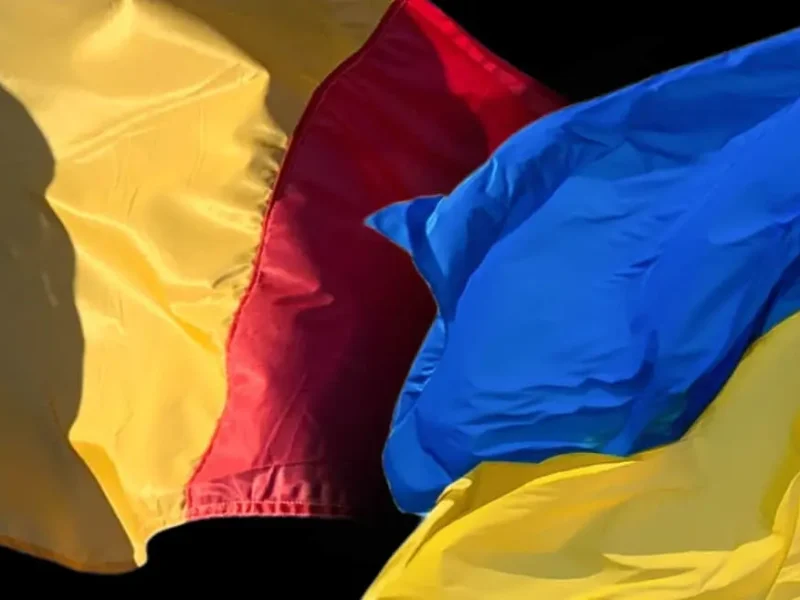 флаги Украины и Румынии