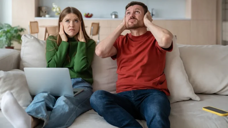 галас від сусідів