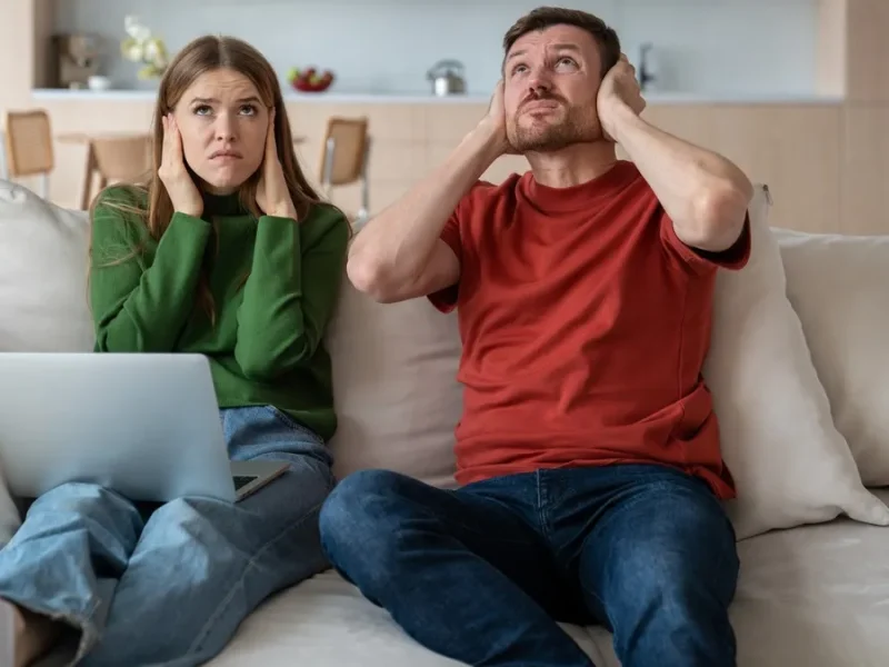 галас від сусідів