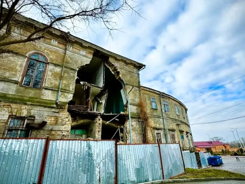 циркулярный корпус инфекционной больницы
