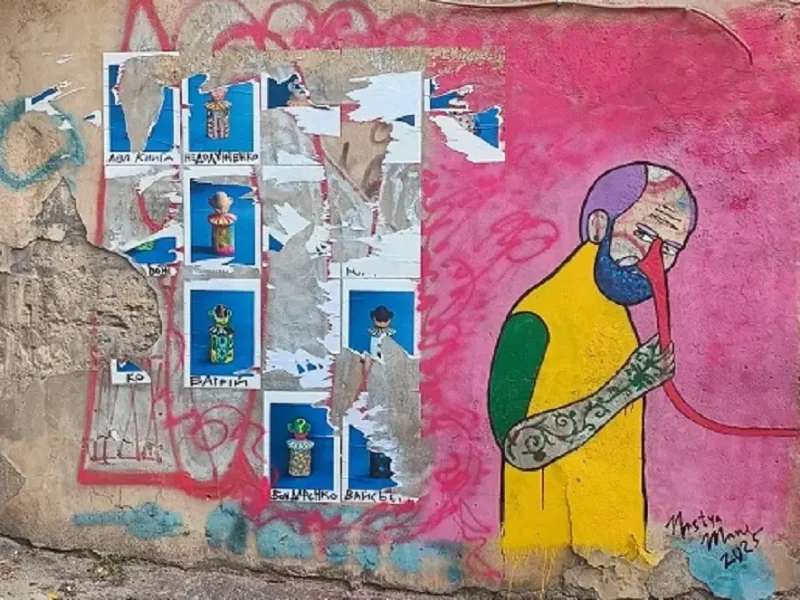 В центре Одессы закрасили мурал в честь Александра Ройтбурда