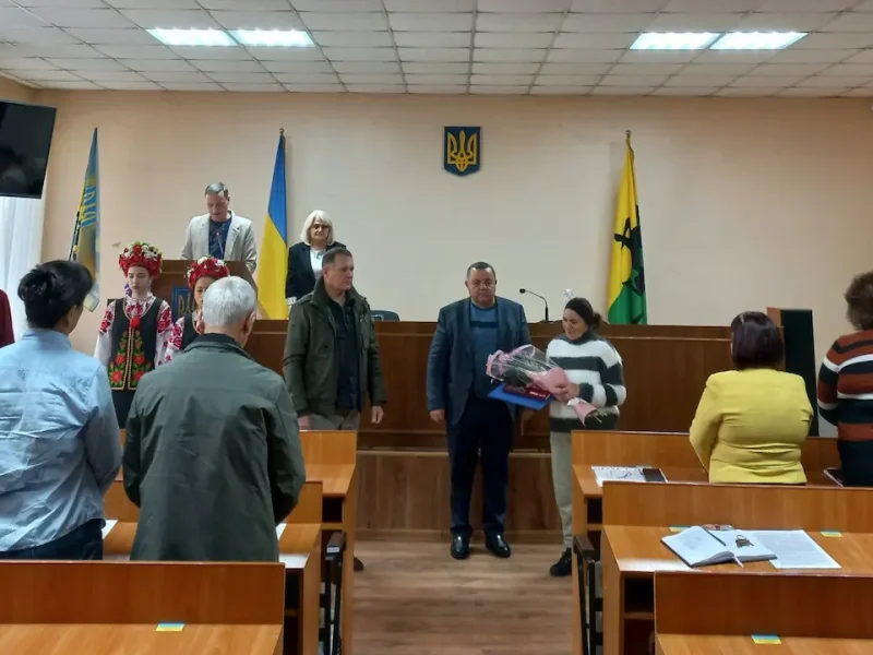 Матери защитника Украины Николая Чарки вручили его посмертную награду