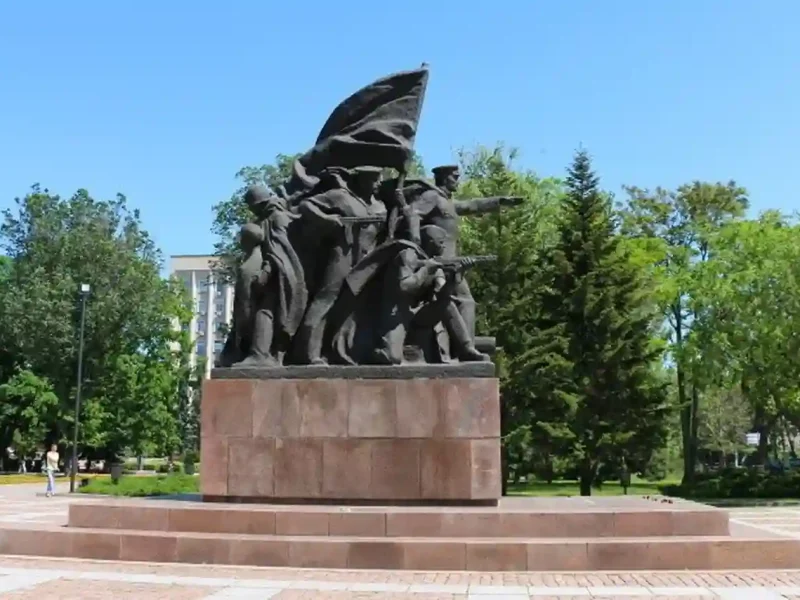 Памятник героям Николаевского десанта в Николаеве