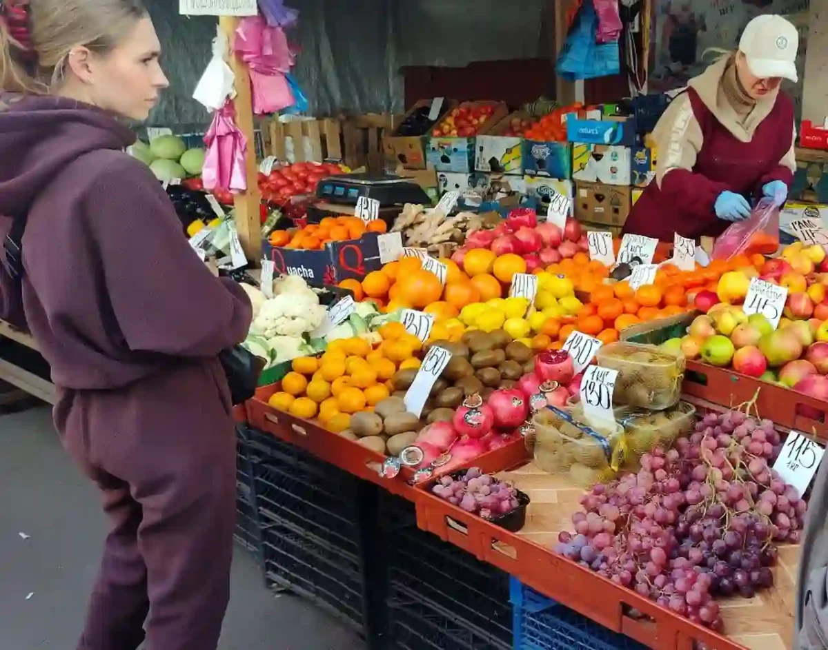 Привоз у жовтні