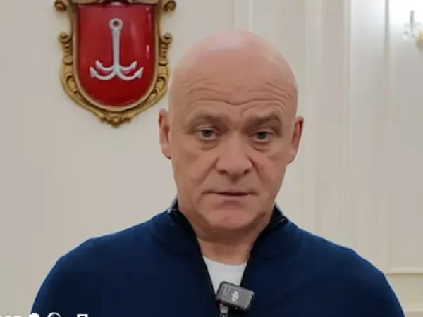 Мэр Одессы Труханов заявил о провокации и лишении его гражданства из-за «паспорта РФ» (видео)