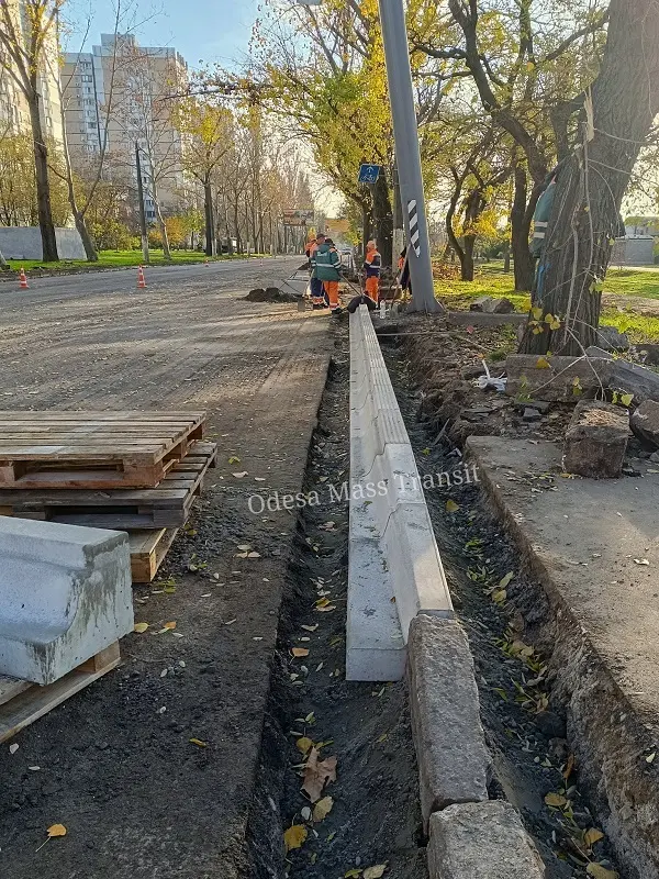 В Одессе устанавливают кассельские бордюры