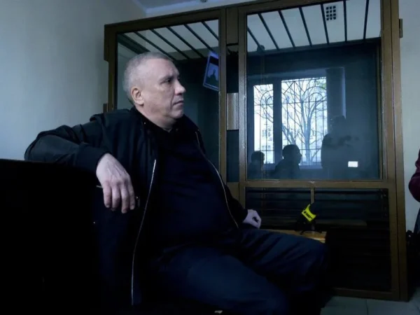 Суд над Борисовым: экс-военкому разрешили свободно передвигаться по области