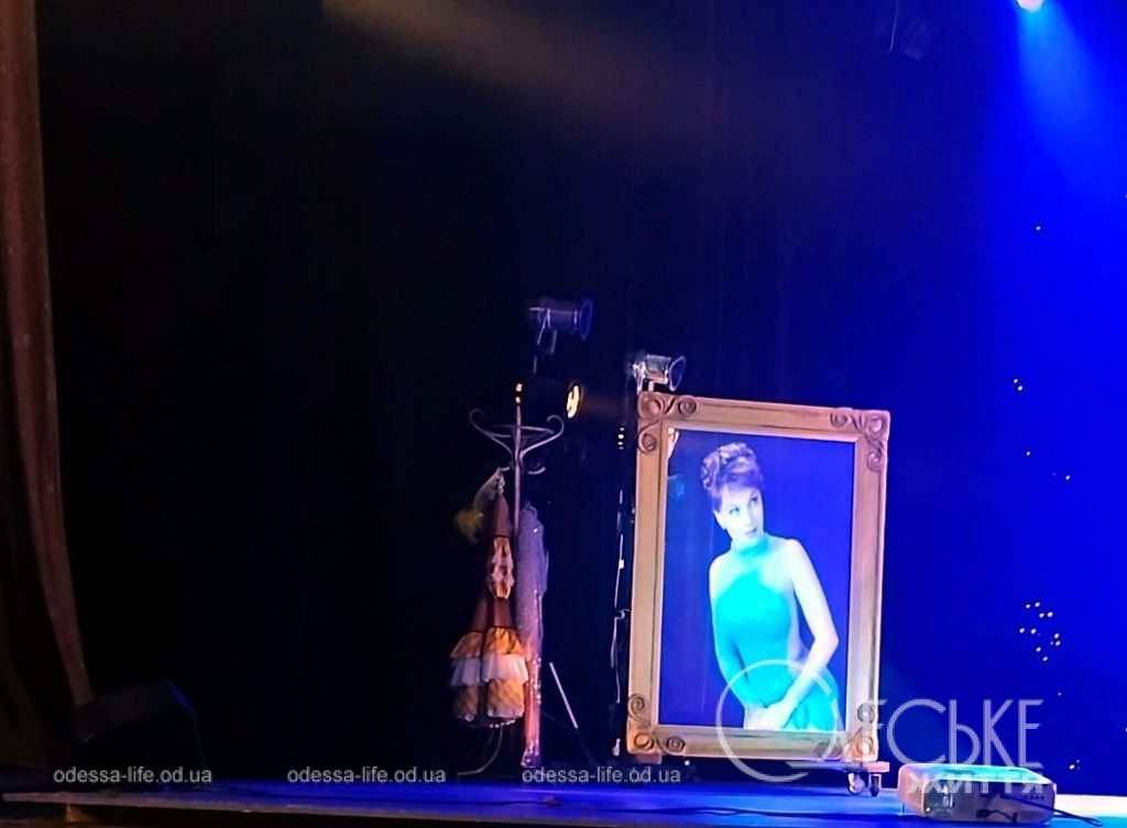 В Одесской Музкомедии состоялся бенефис заслуженной артистки Украины Ирины Ковальской