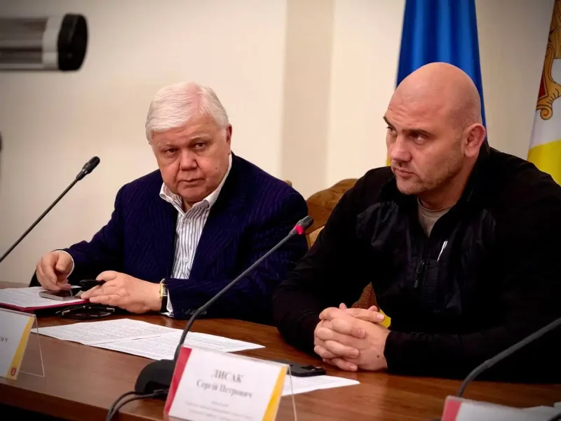 Виконуючий обов'язки мера Одеси Ігор Коваль та голова Одеської військової адміністрації Сергій Лисак