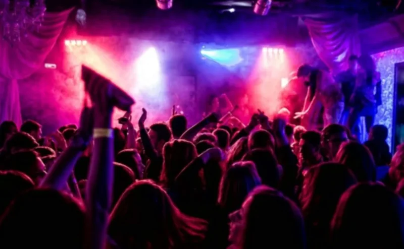 нічний клуб