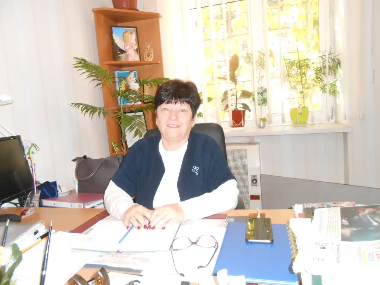 Нина Шишкова организует народные танцы для женщин