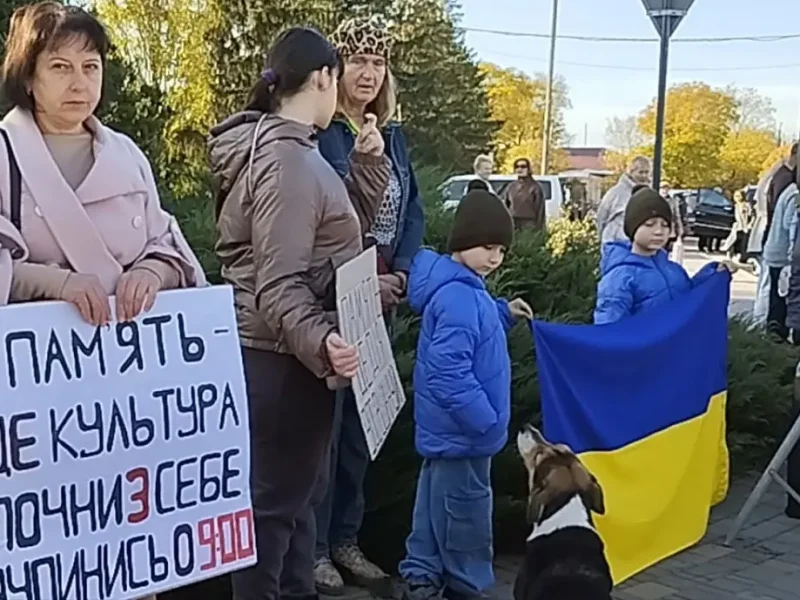 Сьогодні місто Рені зупинилось на хвилину: містяни провели акцію Пам'яті