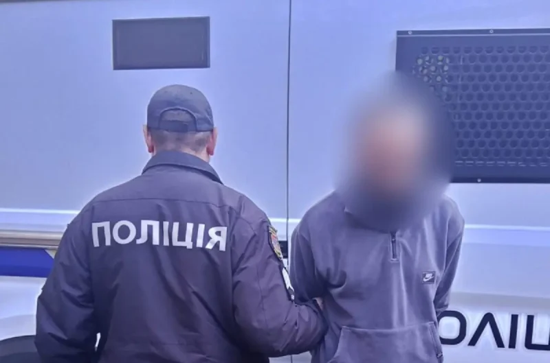 В Одесі чоловік ґвалтував 7-річну племінницю та знімав на відео