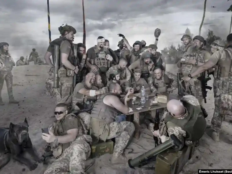 Сучасні козаки пишуть листа Путіну