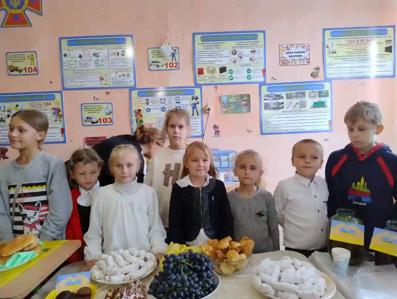 Благодійний ярмарок у школі