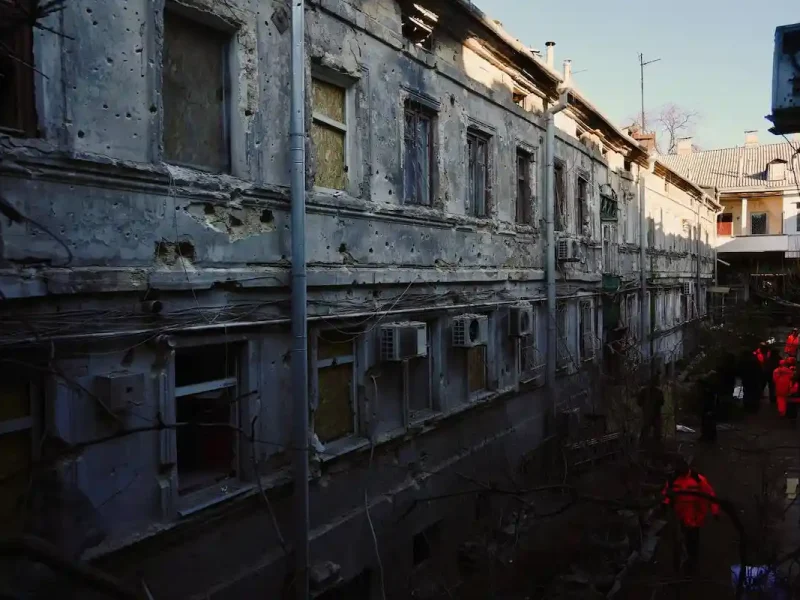 разрушенный дом