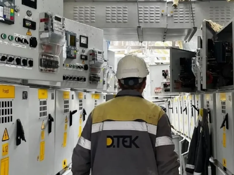 Энергетик ДТЭК за работой