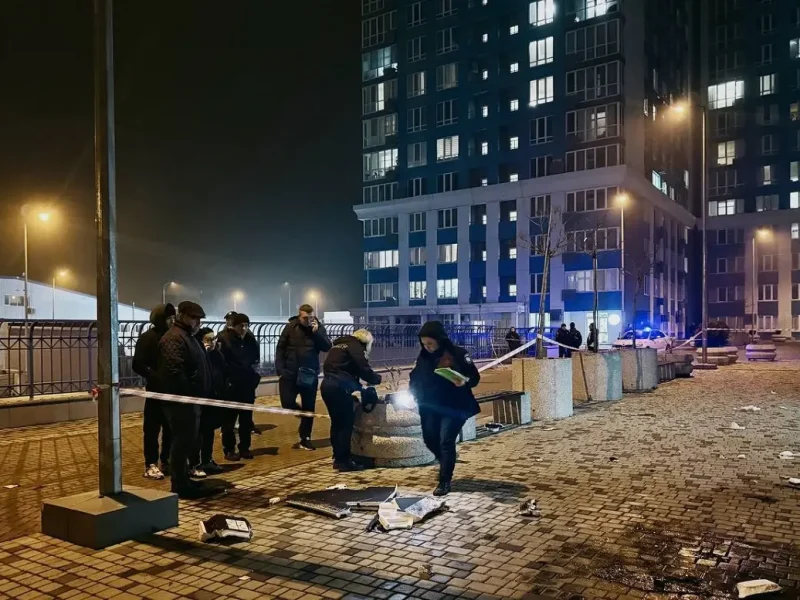 Дрон РФ «Гербера» упал в жилом комплексе Одессы