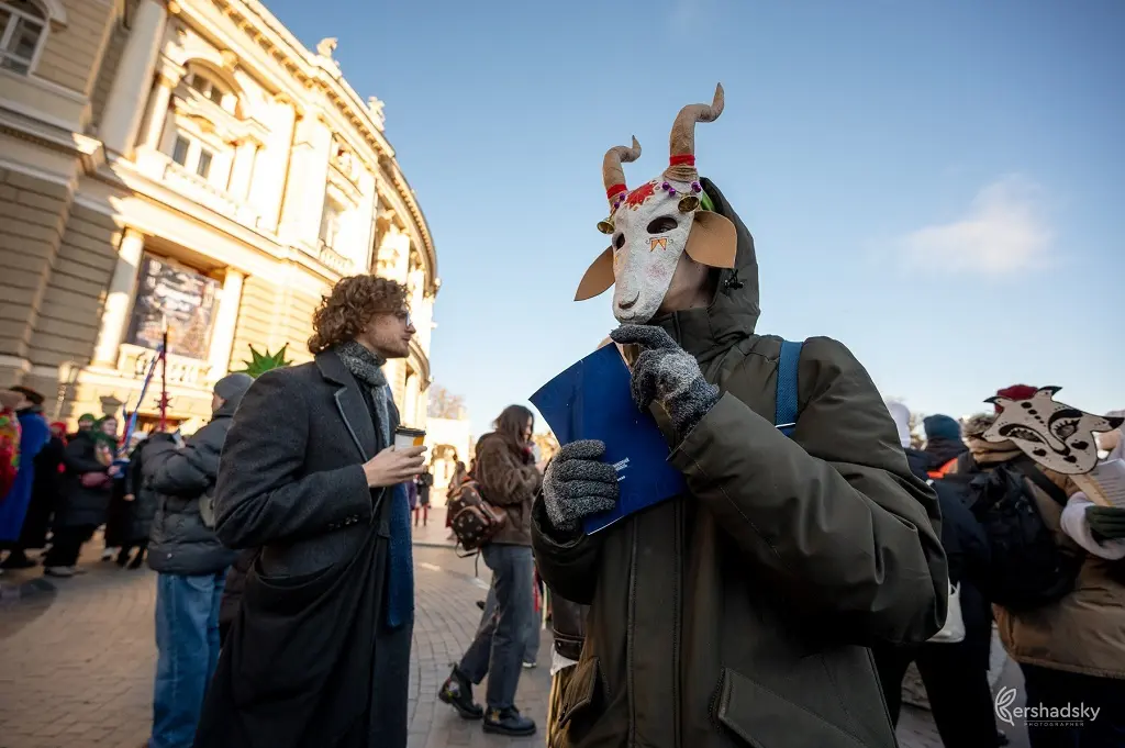 Загальна коляда в Одесі, коза