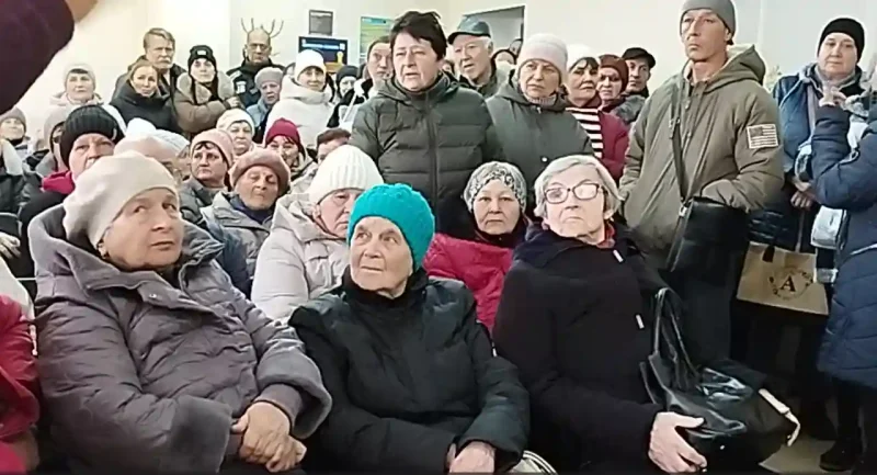 Люди в Ренійській міськраді