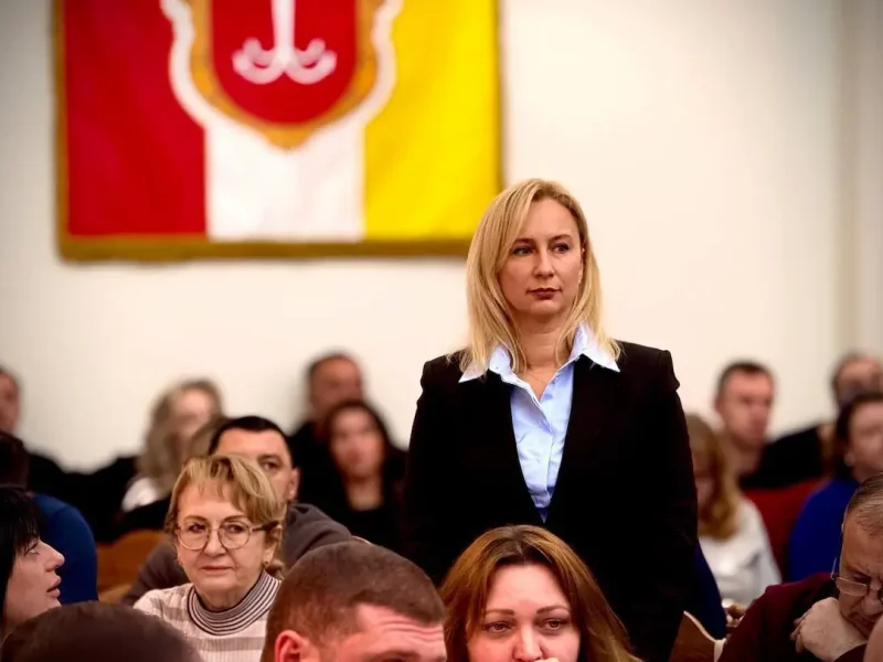 Олена Колоденко