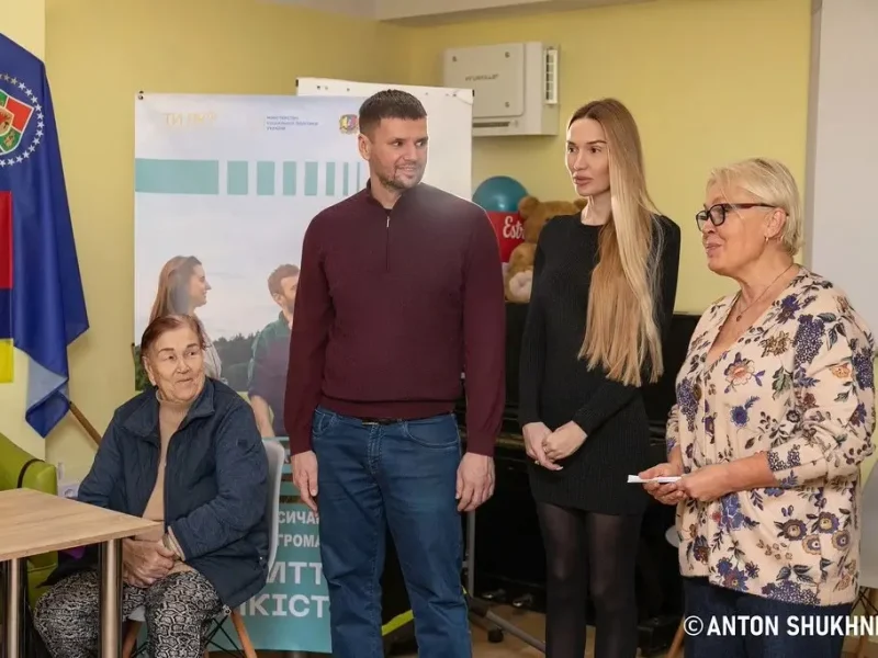 приобретение новых телефонов обеспечил украинский предприниматель и меценат Антон Шухнин