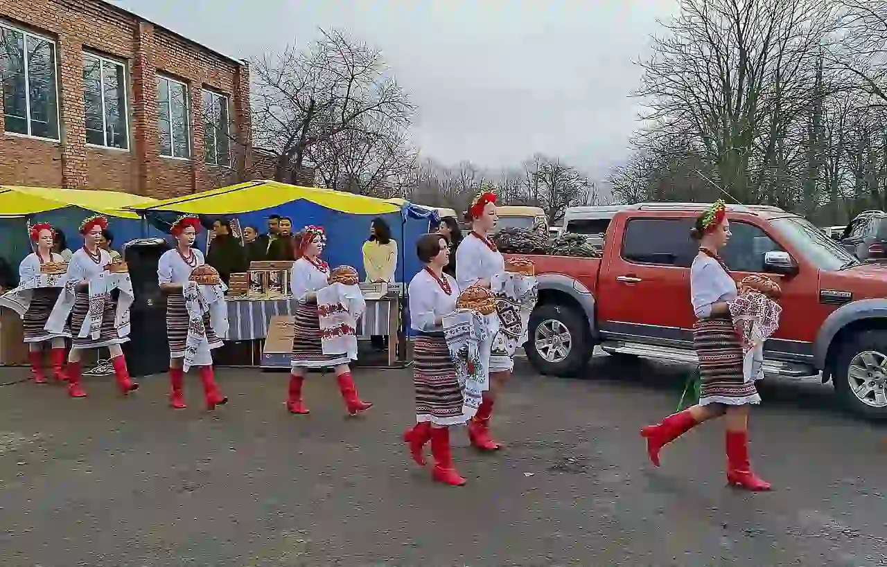 Урочистості в Янишівці