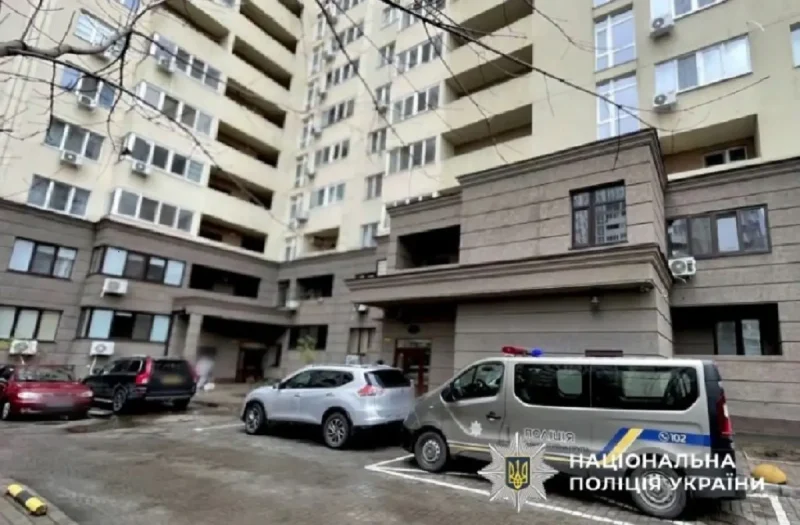 В Одесі розслідують загибель чоловіка в житловому комплексі на Пересипу