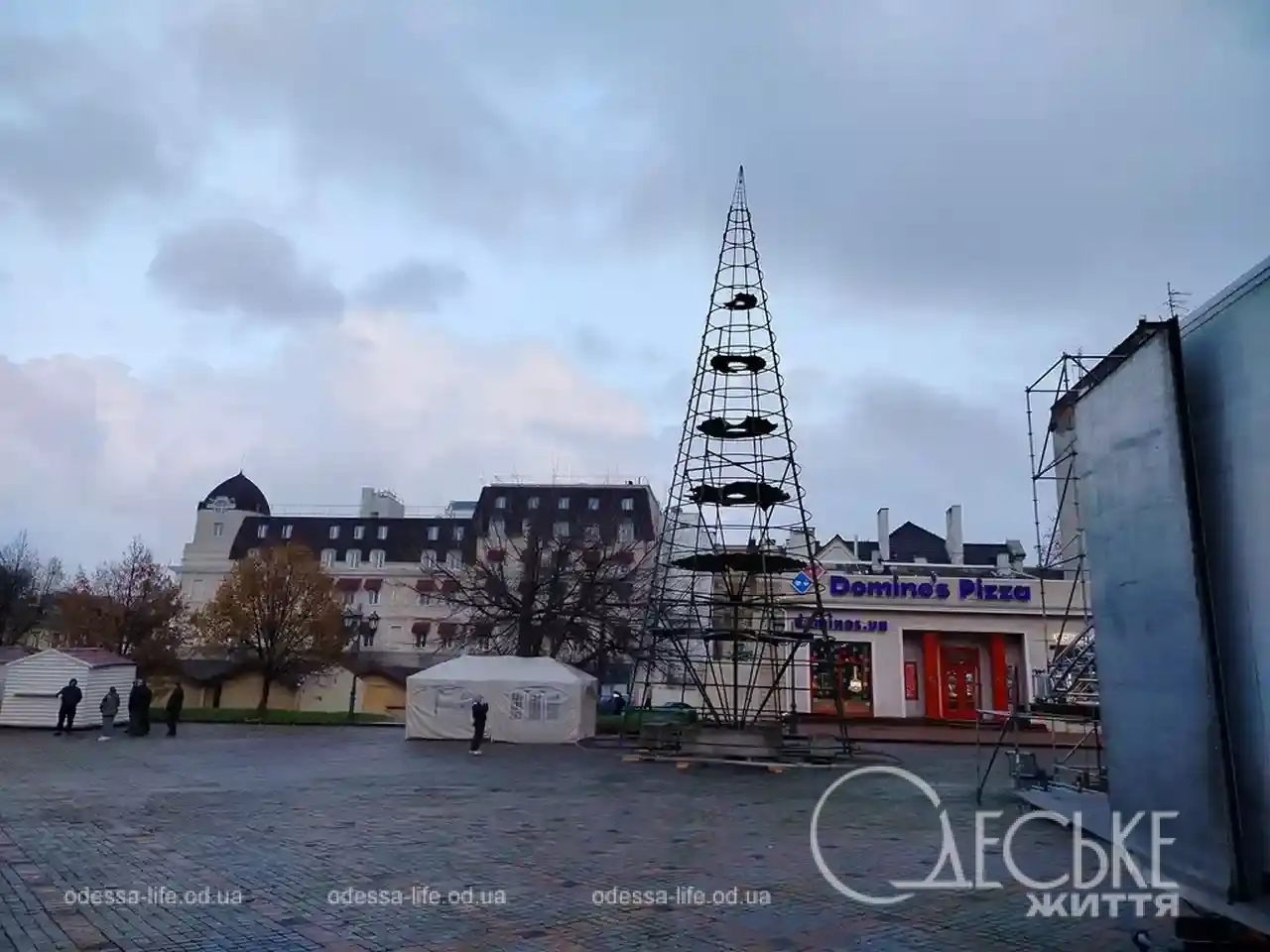 Зимове містечко на Грецькій