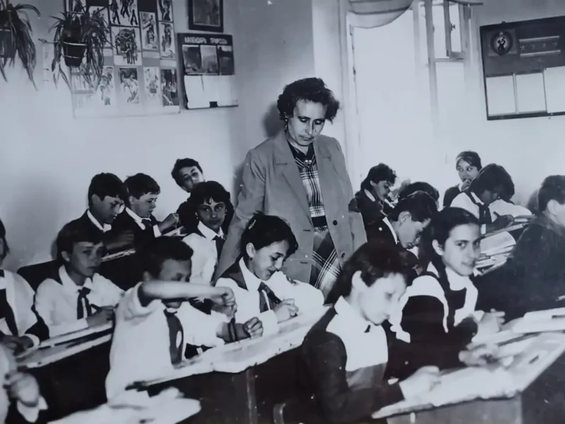 Анастасія Лисенко проводить урок - архівне фото