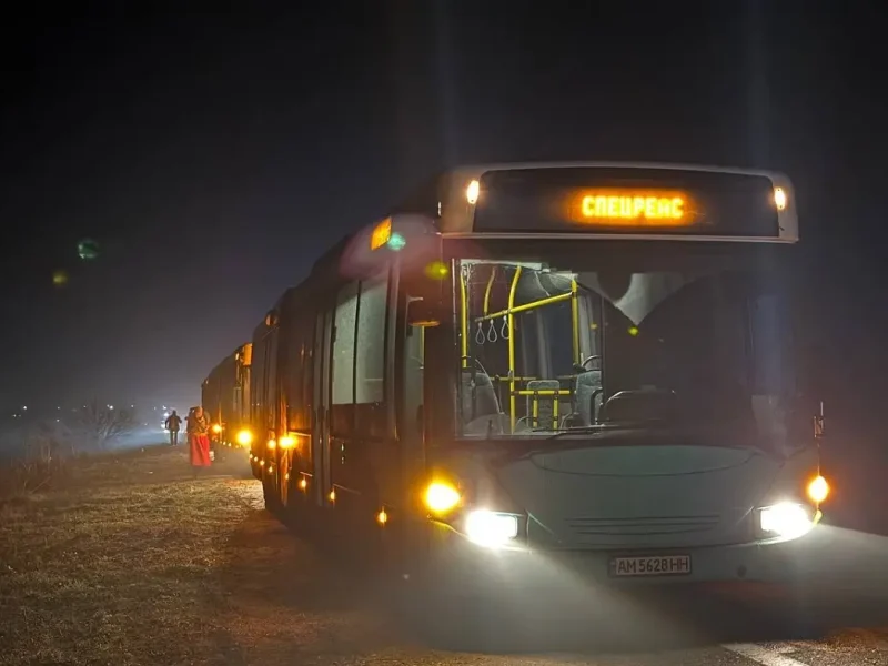 Одеса отримала ще п’ять великих автобусів від Житомира