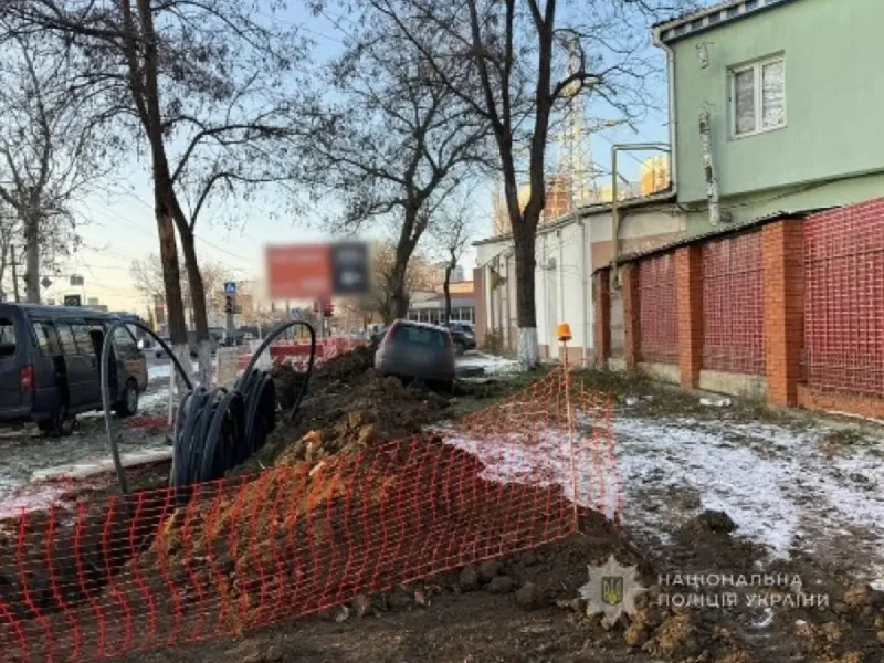 В Одесі Ford вилетів на тротуар: постраждав підліток