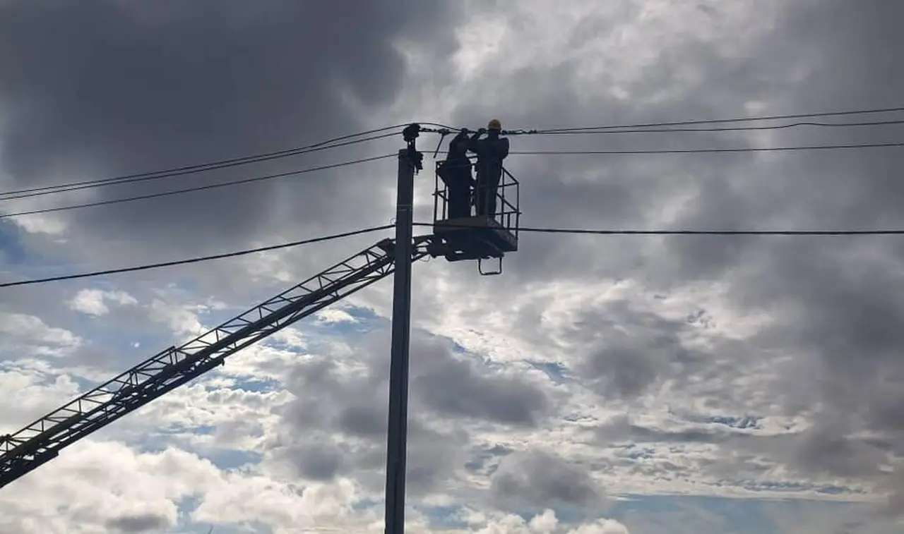 Ремонт линии электропередачи