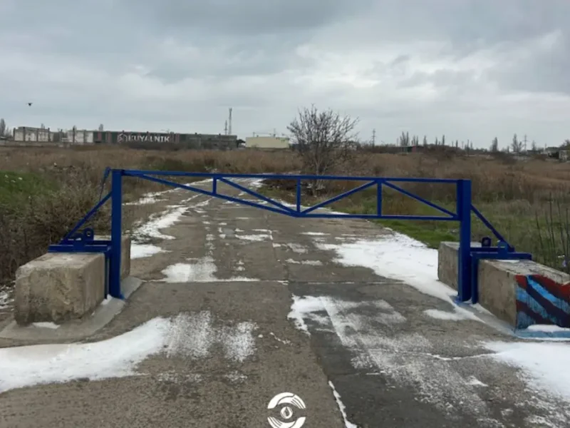 Під’їзди до Куяльника перекривають шлагбаумами: причина