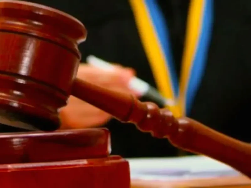 суддя приморського суду