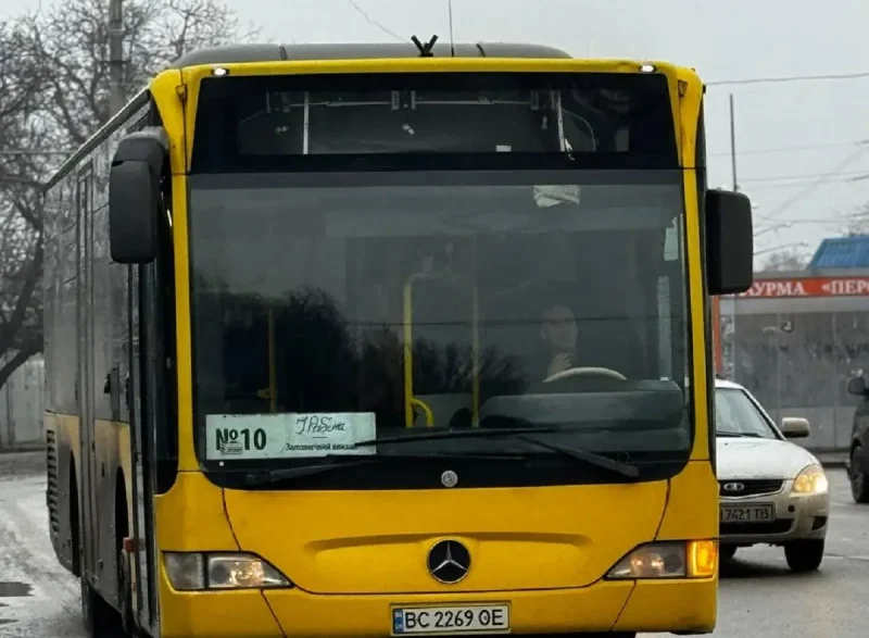 Соціальні автобуси в Одесі