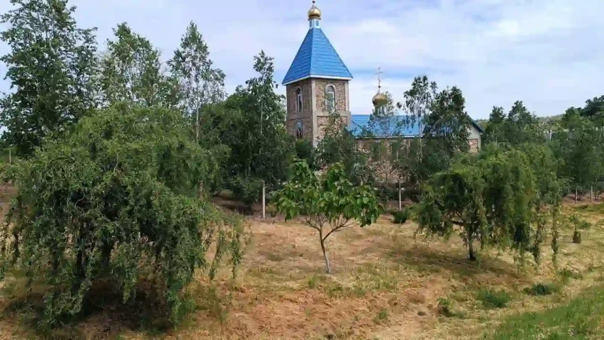 Церква у Ярославовому